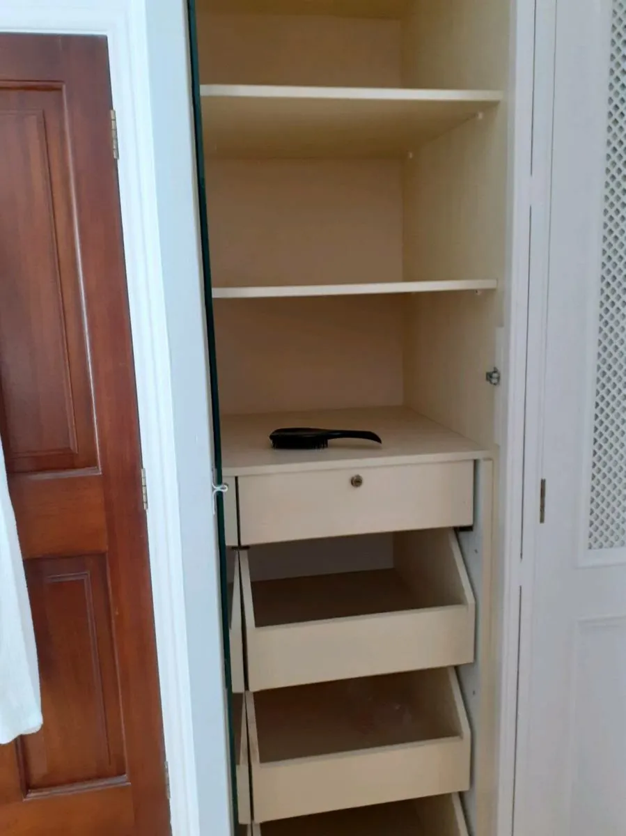 Wardrobe - Image 3