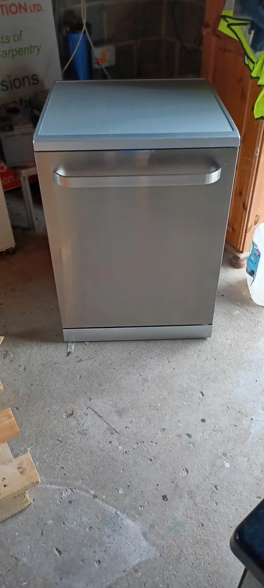 Contents of House - Image 1