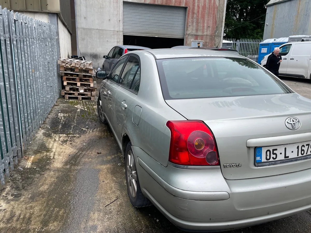 Toyota Avensis - Image 4