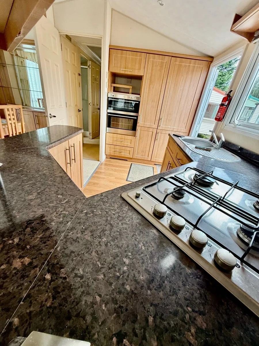 Willerby Winchester 38.13  Full winter pack - Image 4