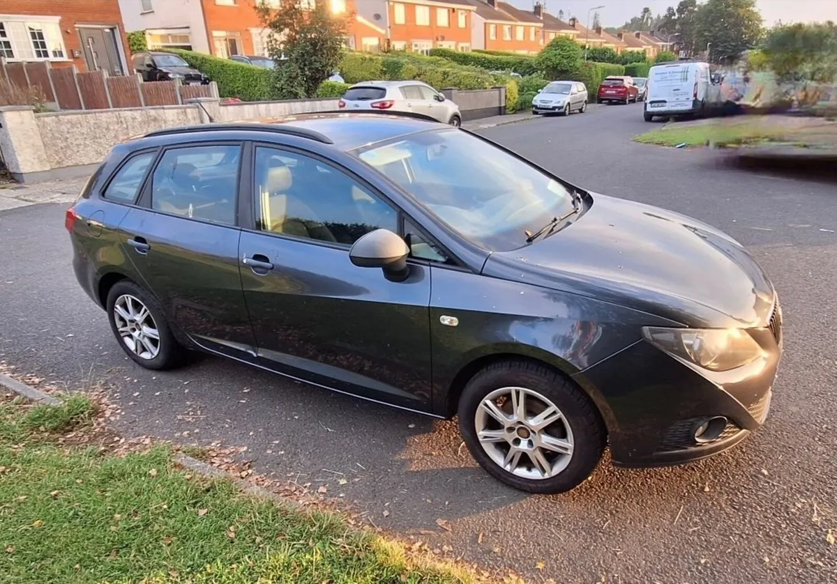 SEAT Ibiza 2011 - Image 2