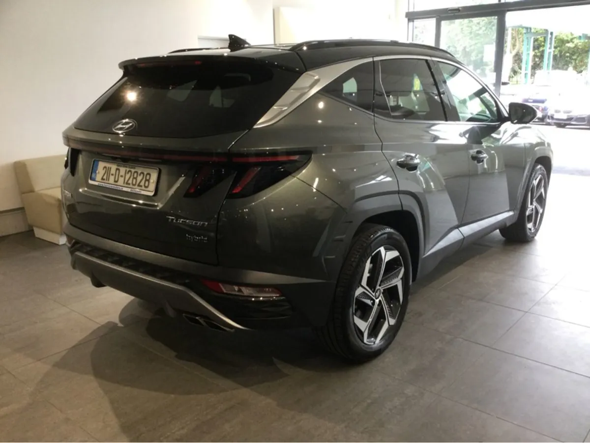 Hyundai Tucson Executive Plus Hybrid Best Colour - Image 2