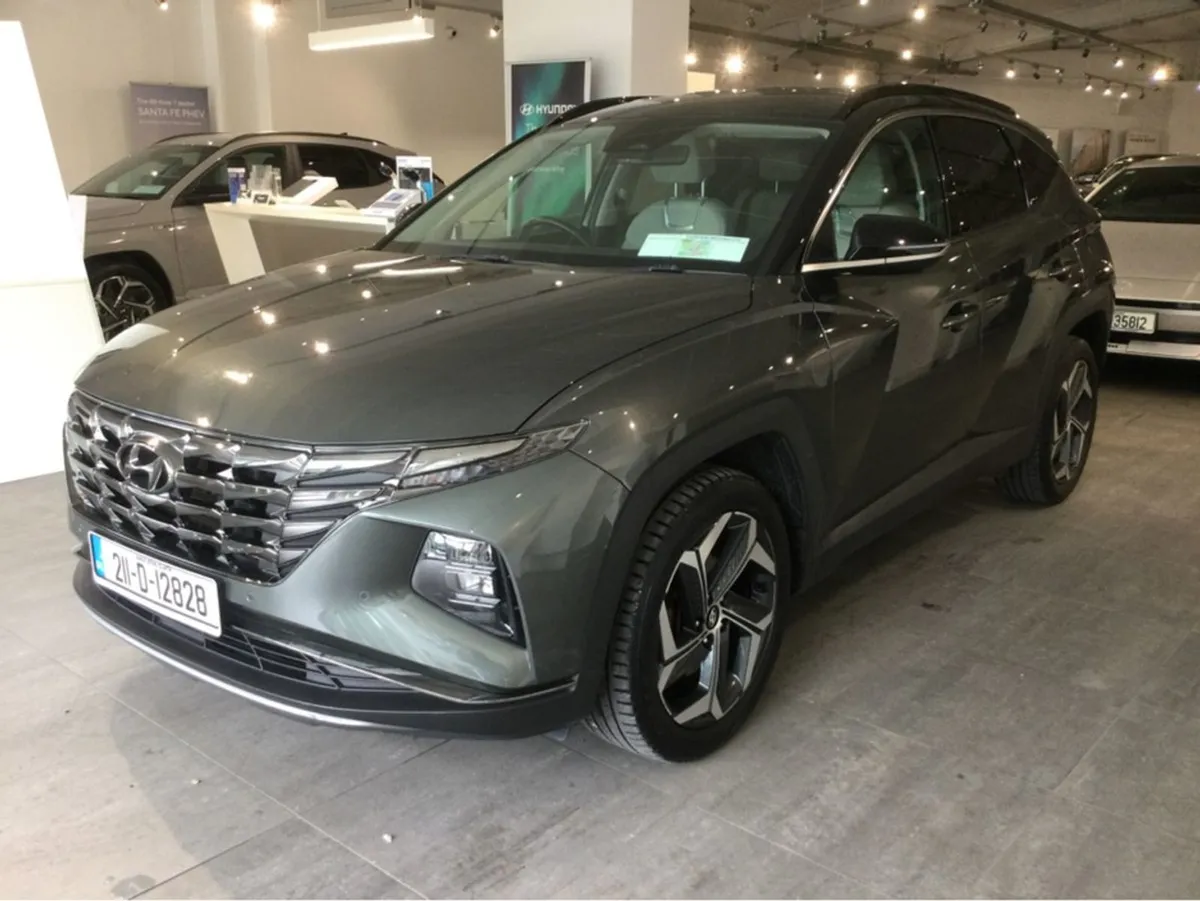 Hyundai Tucson Executive Plus Hybrid Best Colour - Image 4