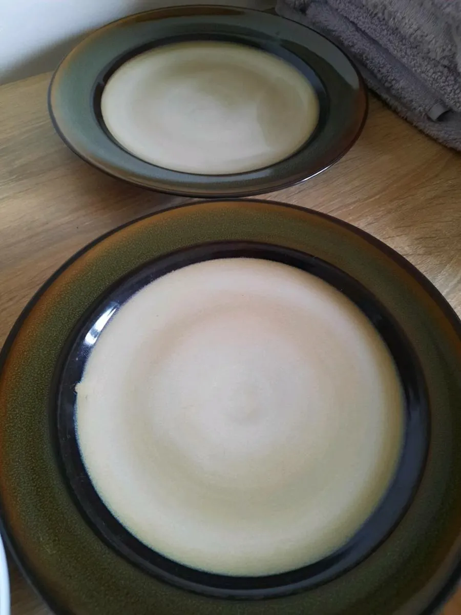 Platesand Bowls - Image 1
