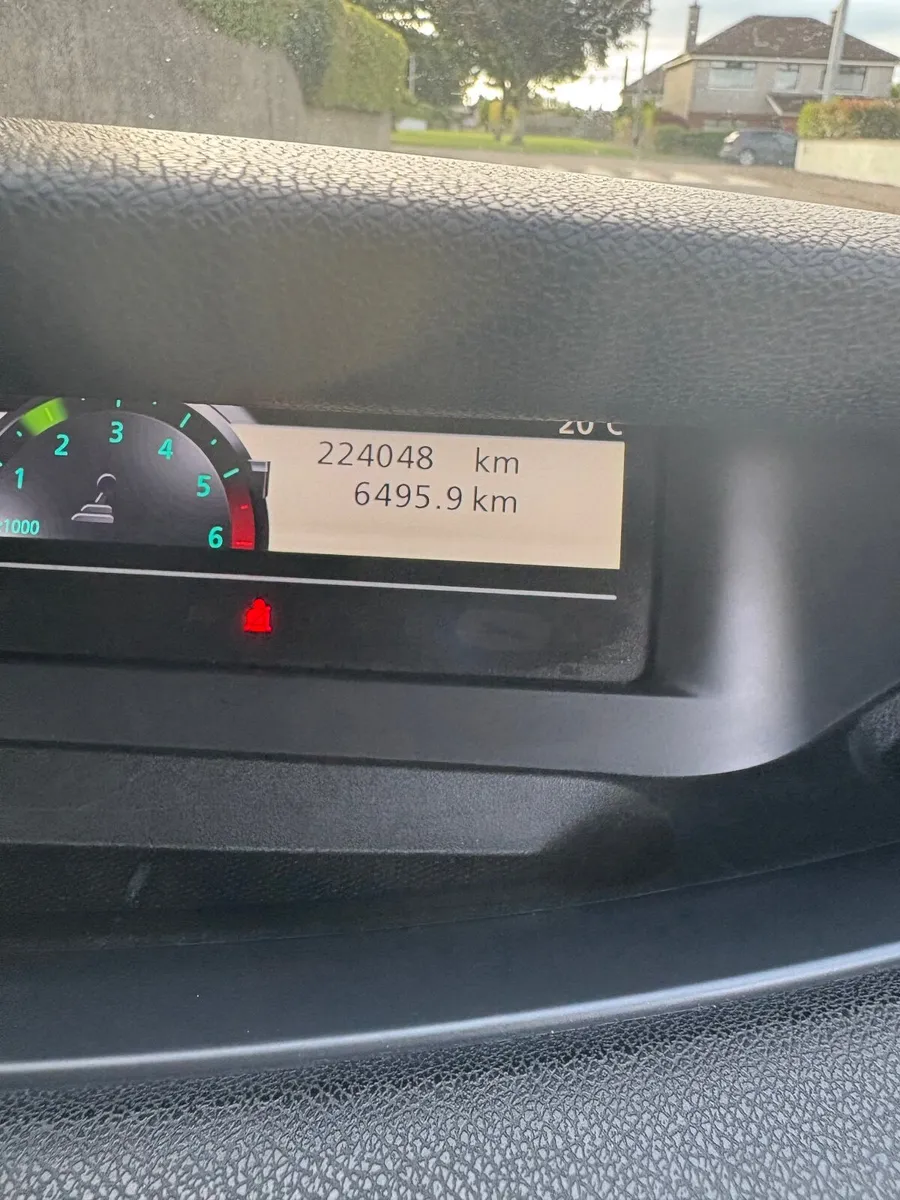 Renault Grand Scenic 2012 NEW NCT 7 seater - Image 2