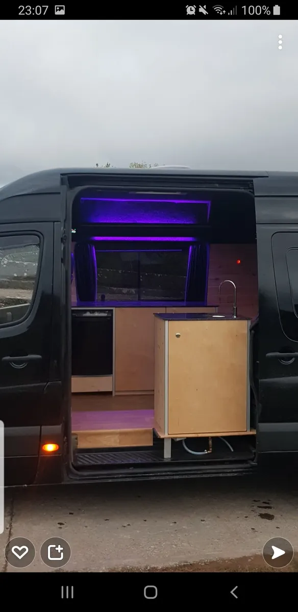 Mercedes Sprinter Campervan 2009 - Image 3