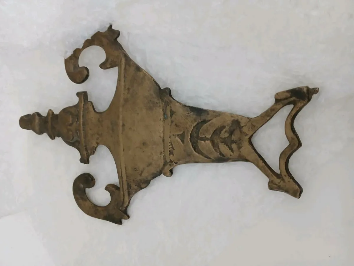 Very Old Egyptian artifact. Very heavy large brass - Image 2