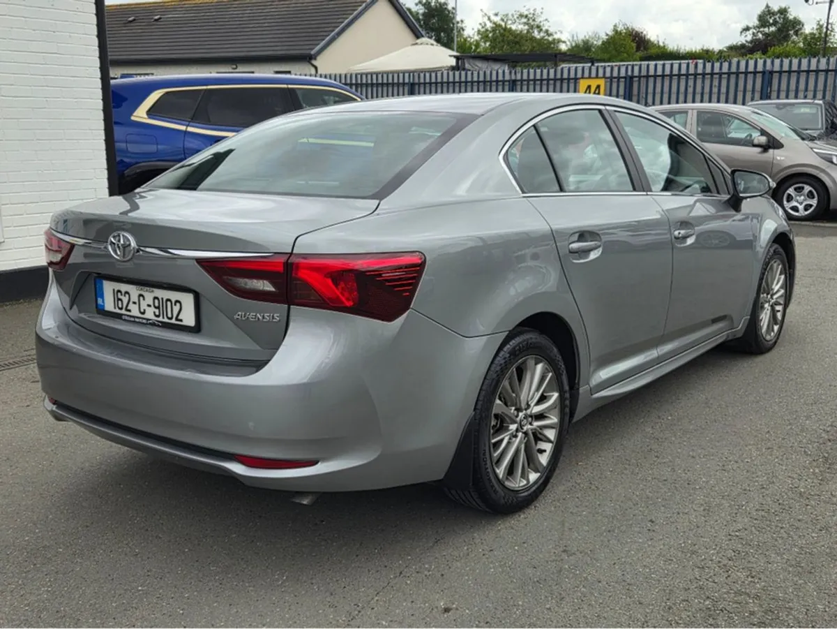 Toyota Avensis 1.6 D4D Business Edition - Image 4