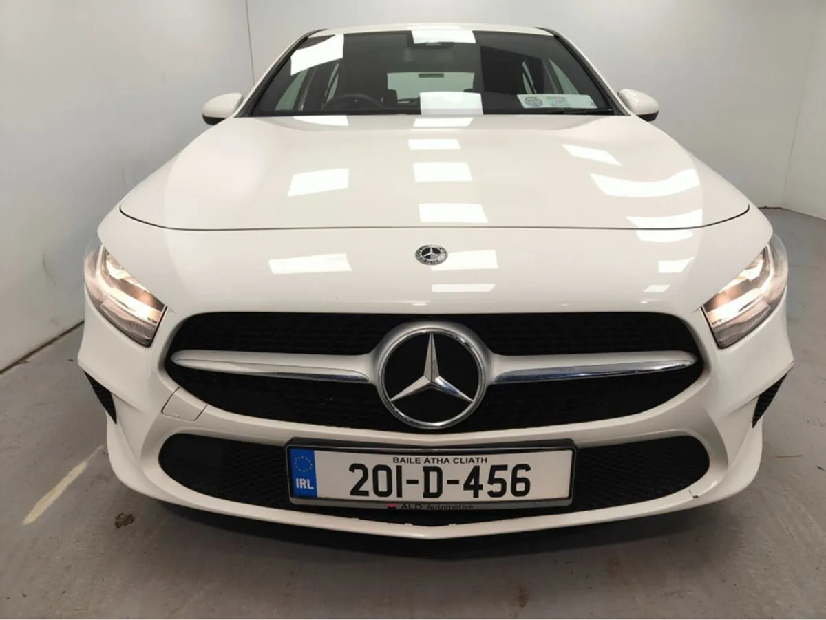 Mercedes-Benz A-Class 160 5DR - Image 2