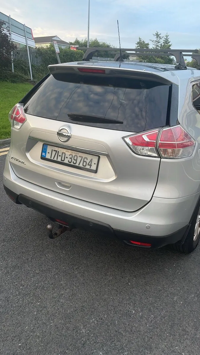 2017 Nissan Xtrail 7seater - Image 2