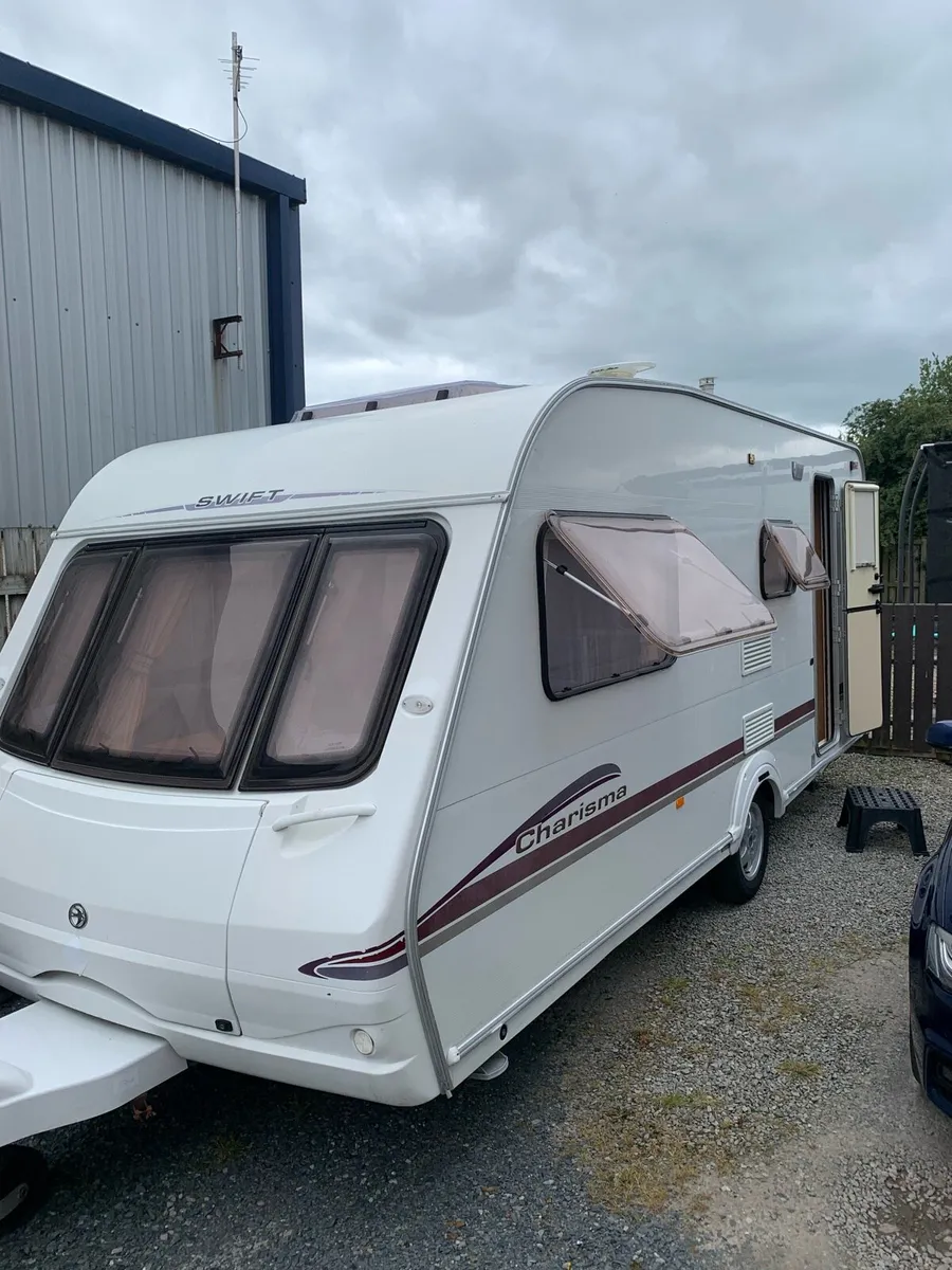 2005 Swift Charisma 560 - Image 1