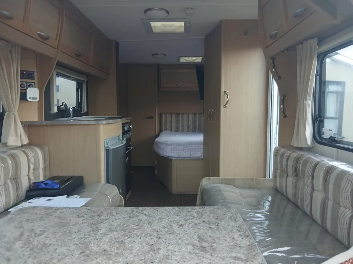 Elddis xplore 504 caravan - Image 4