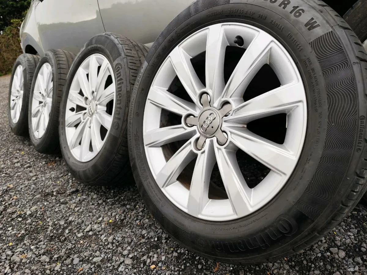 Audi alloy wheels - Image 4