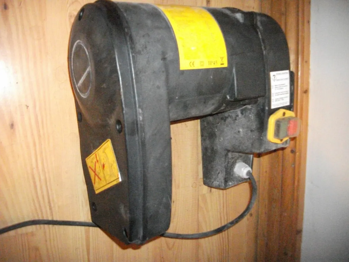 Belle Minimix 150  Electric Motor - Image 2