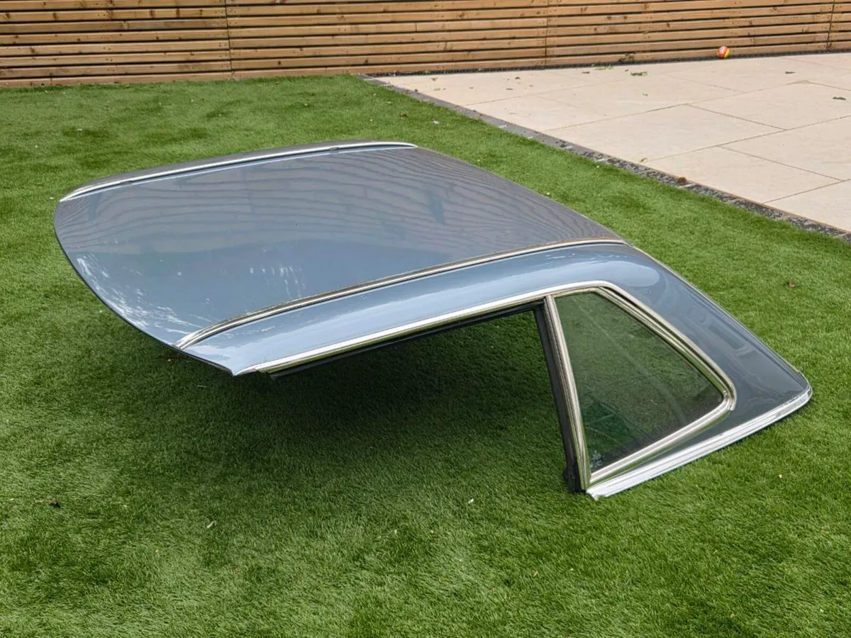 Mercedes SL R107 Hardtop - Image 1