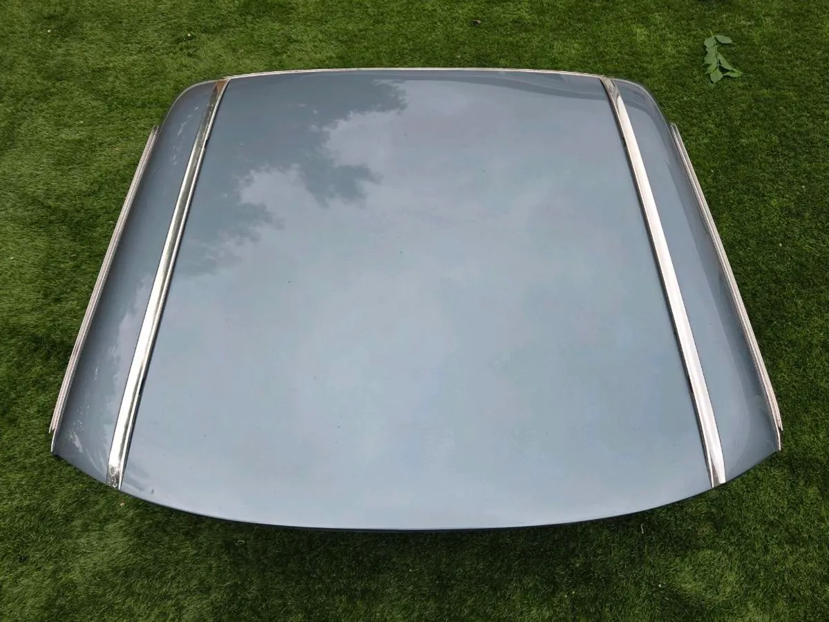 Mercedes SL R107 Hardtop - Image 4