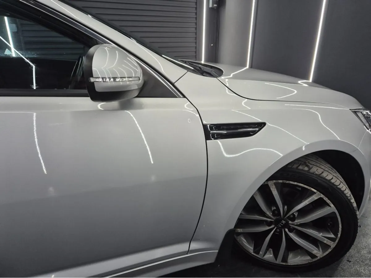 Kia Optima Platinum 4DR - Image 4