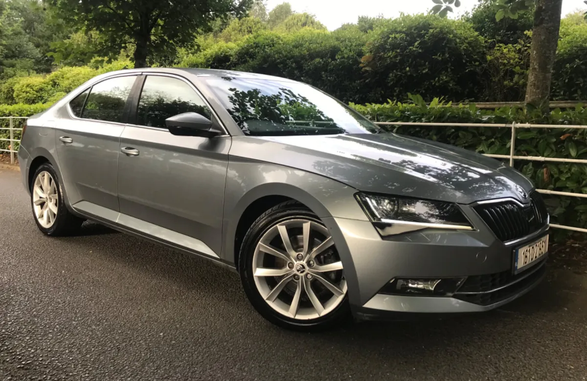 Skoda Superb 1.6 TDI 120bhp Ambition - Image 3