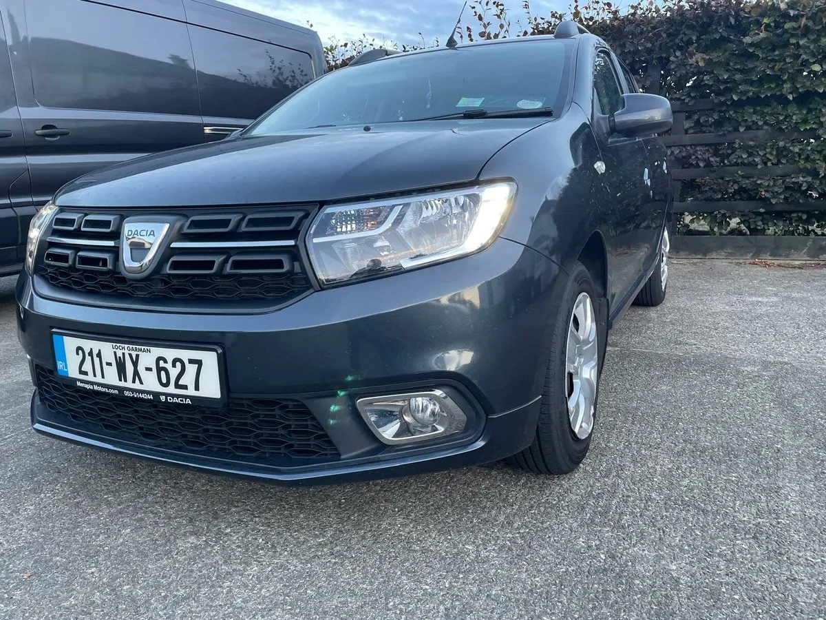 Dacia Logan 1.5Dci Signature 2021 - Image 2