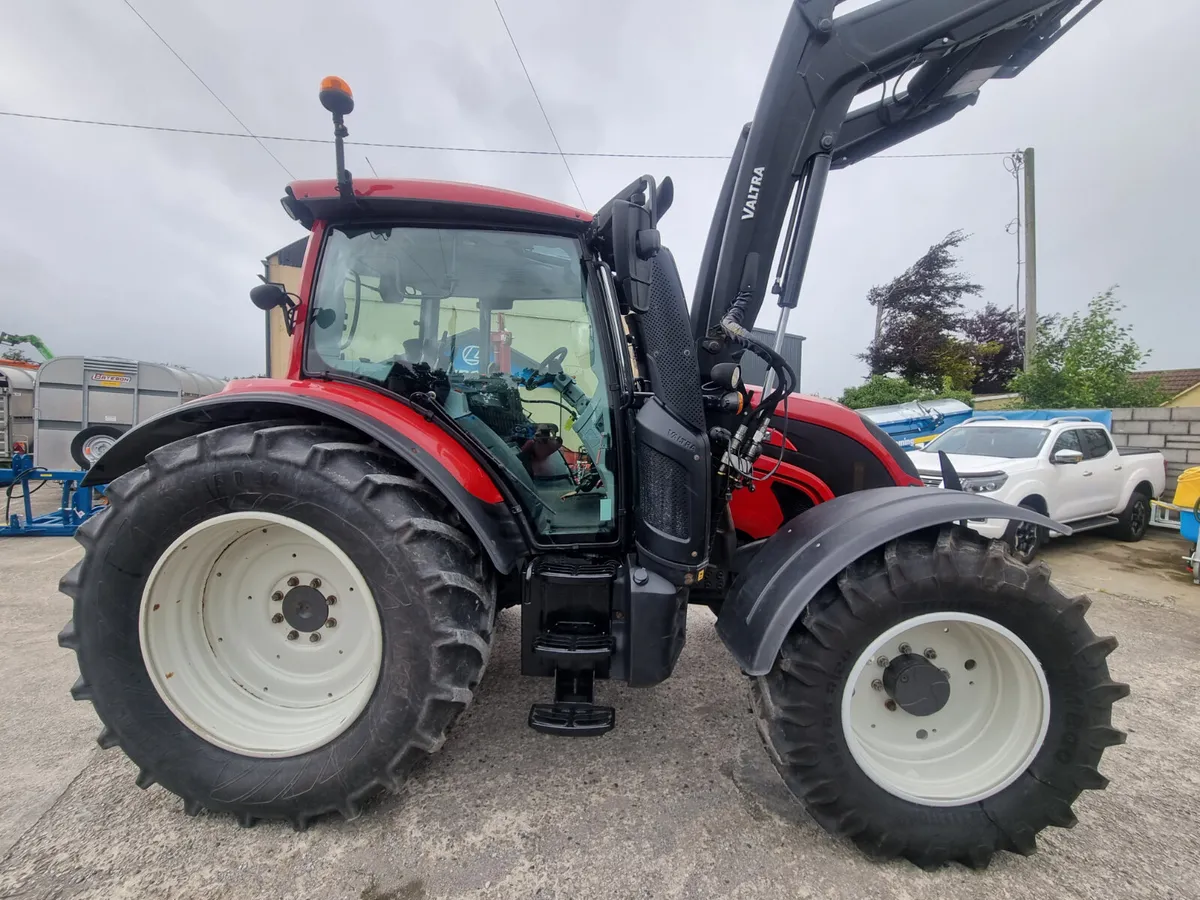 2018 Valtra N124 - Image 3