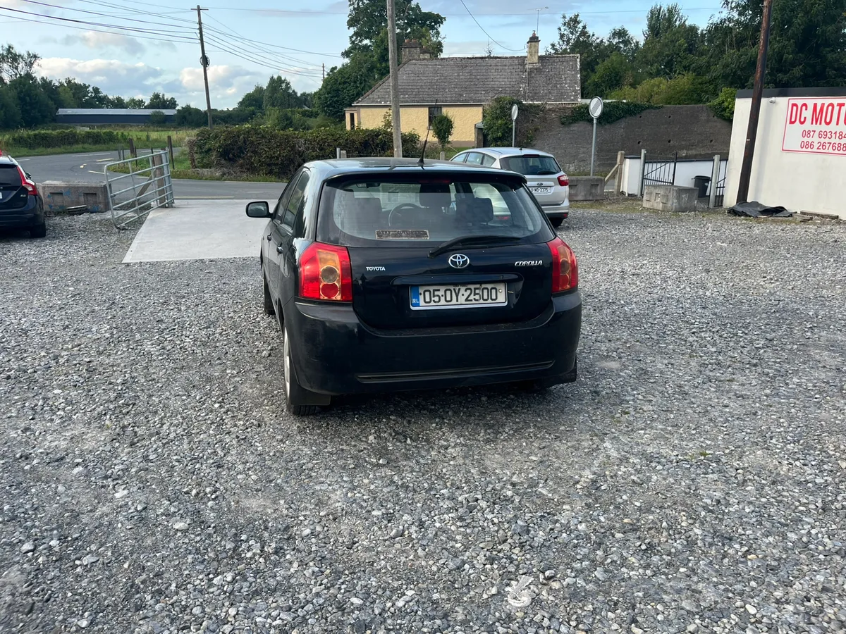 05 Toyota corolla - Image 3