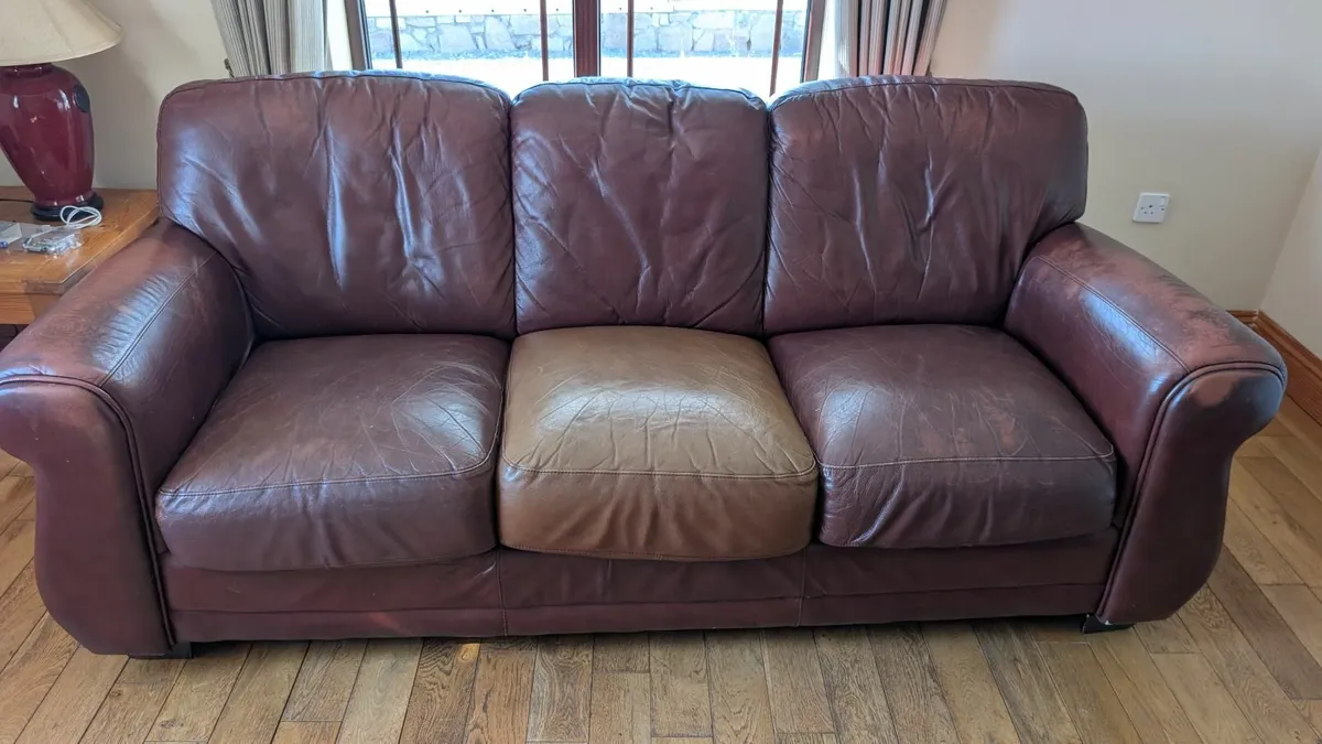 3+1 leather couch set free to take away - Image 1