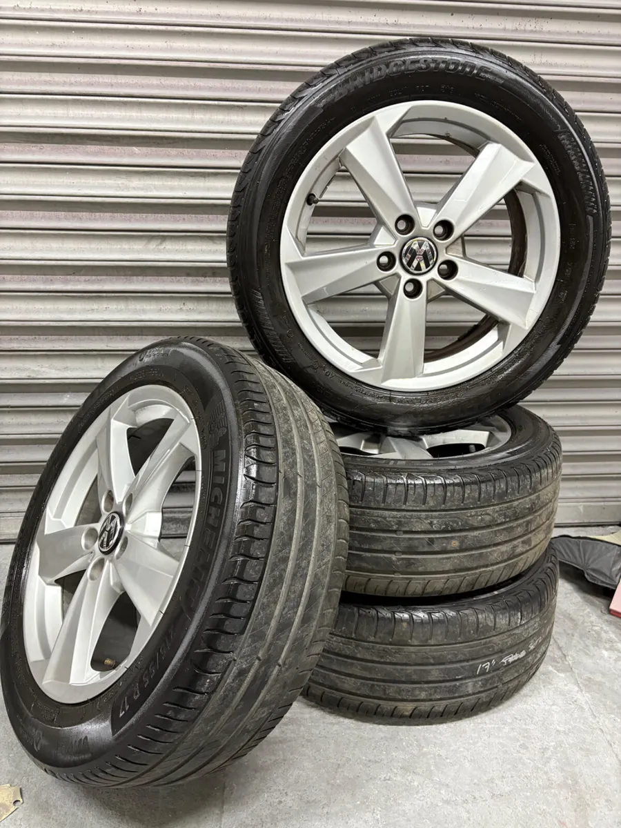 Volkswagen Caddy 17” Alloys - Image 1