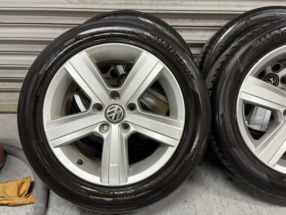 Volkswagen Golf 16” Alloys - Image 4
