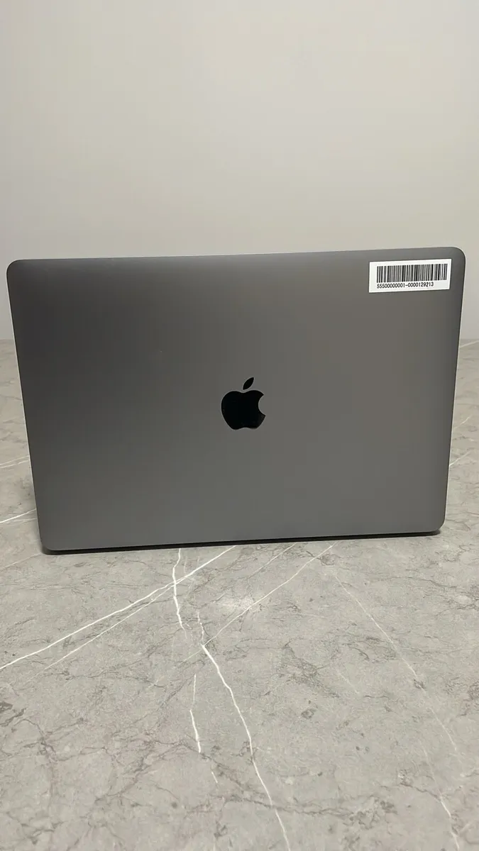 MacBook Pro 16” 2019 – i9 / 32GB / 1TB SSD - Image 2