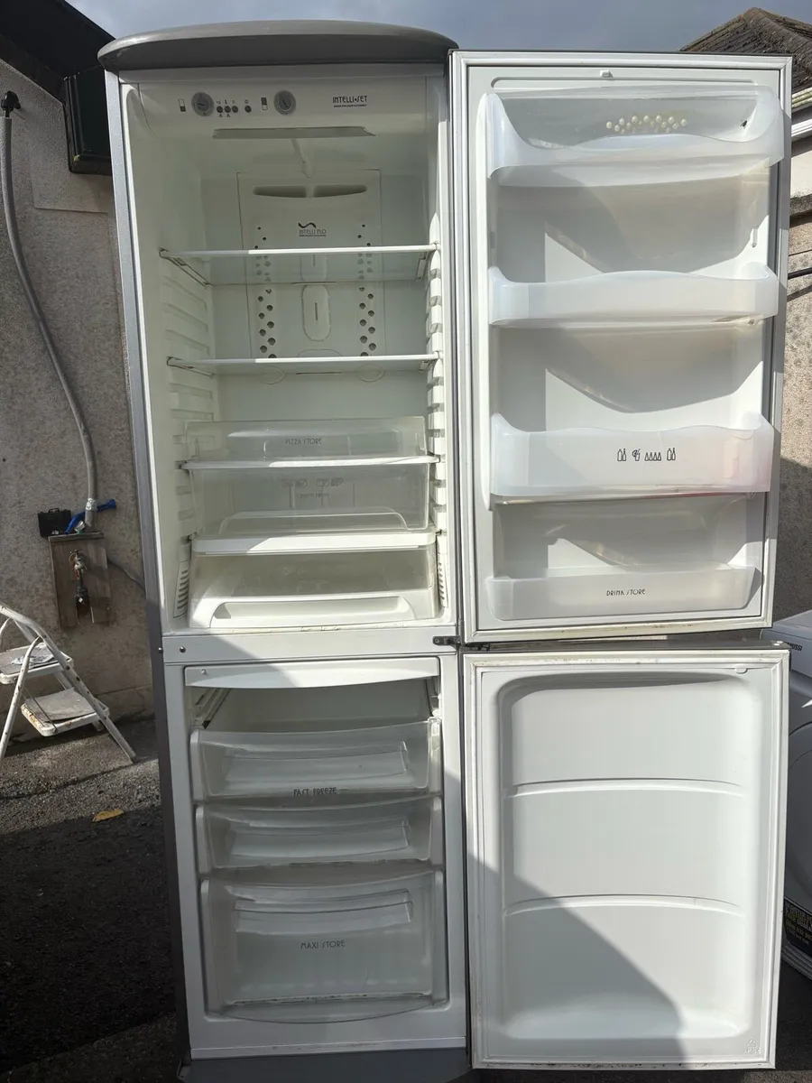 Fridge freezer - Image 2
