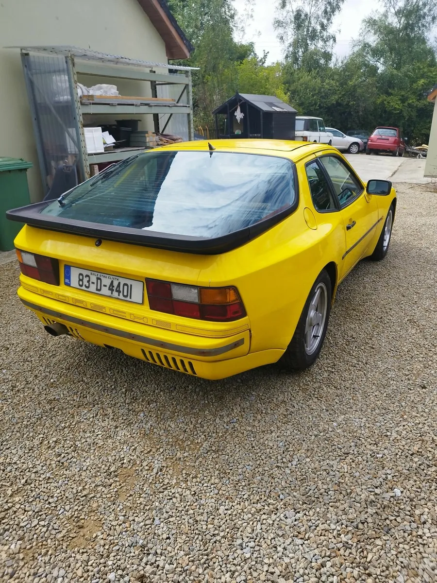 Porsche 944 1983 - Image 1