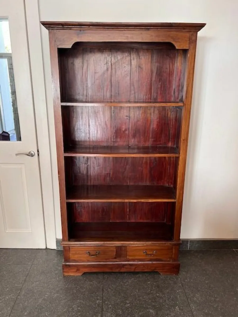 Charming Bookcase - Image 1