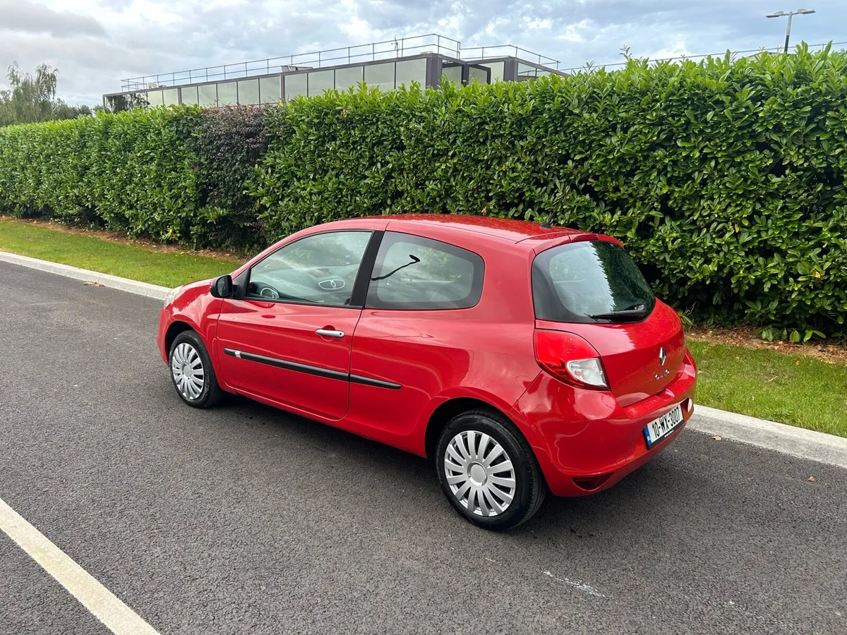 Low Mileage Renault Clio - New Nct - Image 3