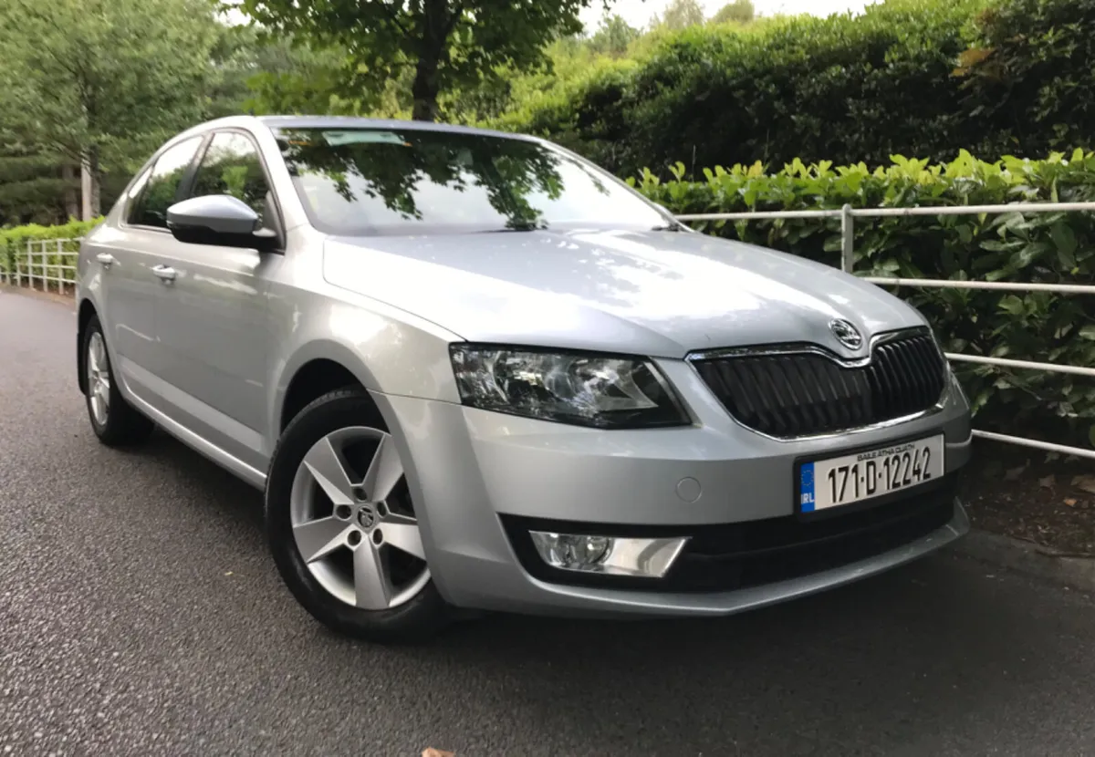 Skoda Octavia AMBITION 1.6TDI ONLY 70k kms - Image 1