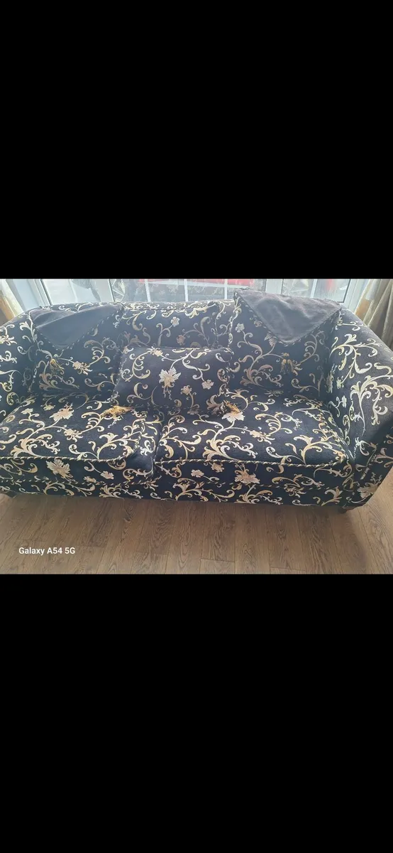 Suite of furniture - Image 2