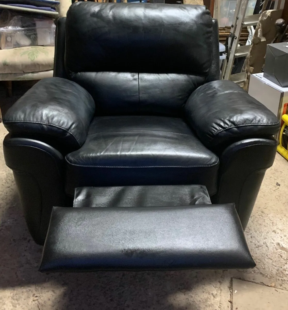 Reclining black Leather armchair - Image 2