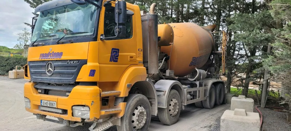 Mercedes atego mixer - Image 2