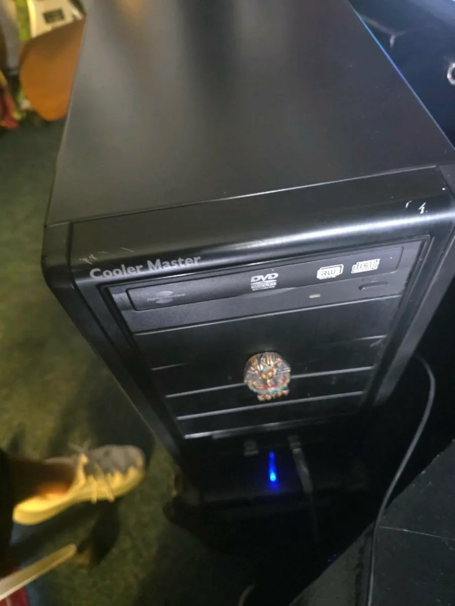 Music Studio Computer - Image 1