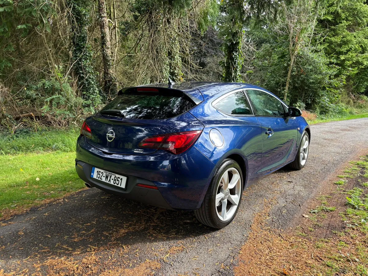 152 Opel Astra GTC, Taxed & NCT until Decemeber! - Image 3