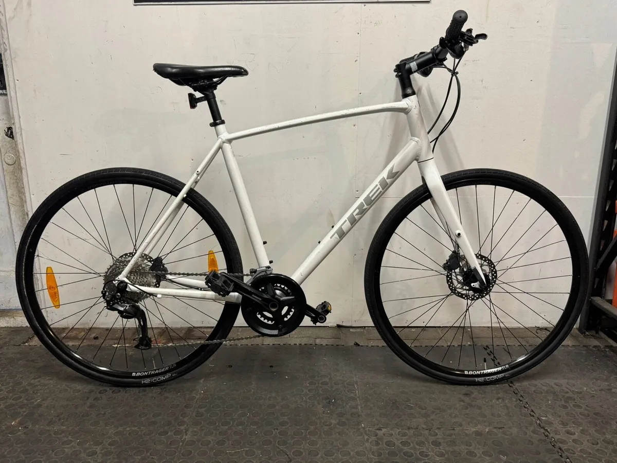 Trek FX3 - Image 1