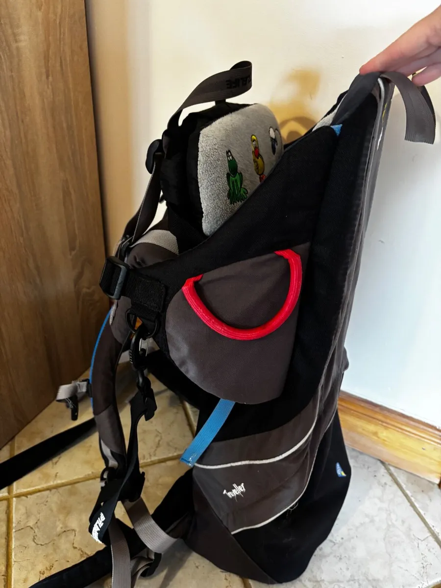 Littlelife child carrier - Image 4