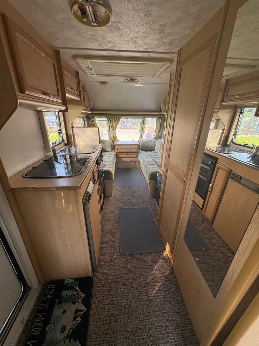 *BARGAIN* Elddis avante 5 berth Caravan - Image 2