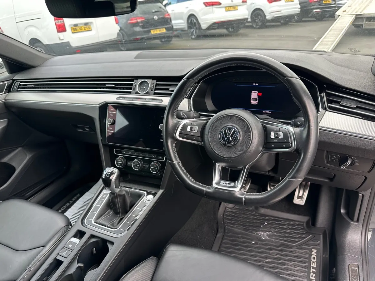 Volkswagen Arteon 2019 - Image 2