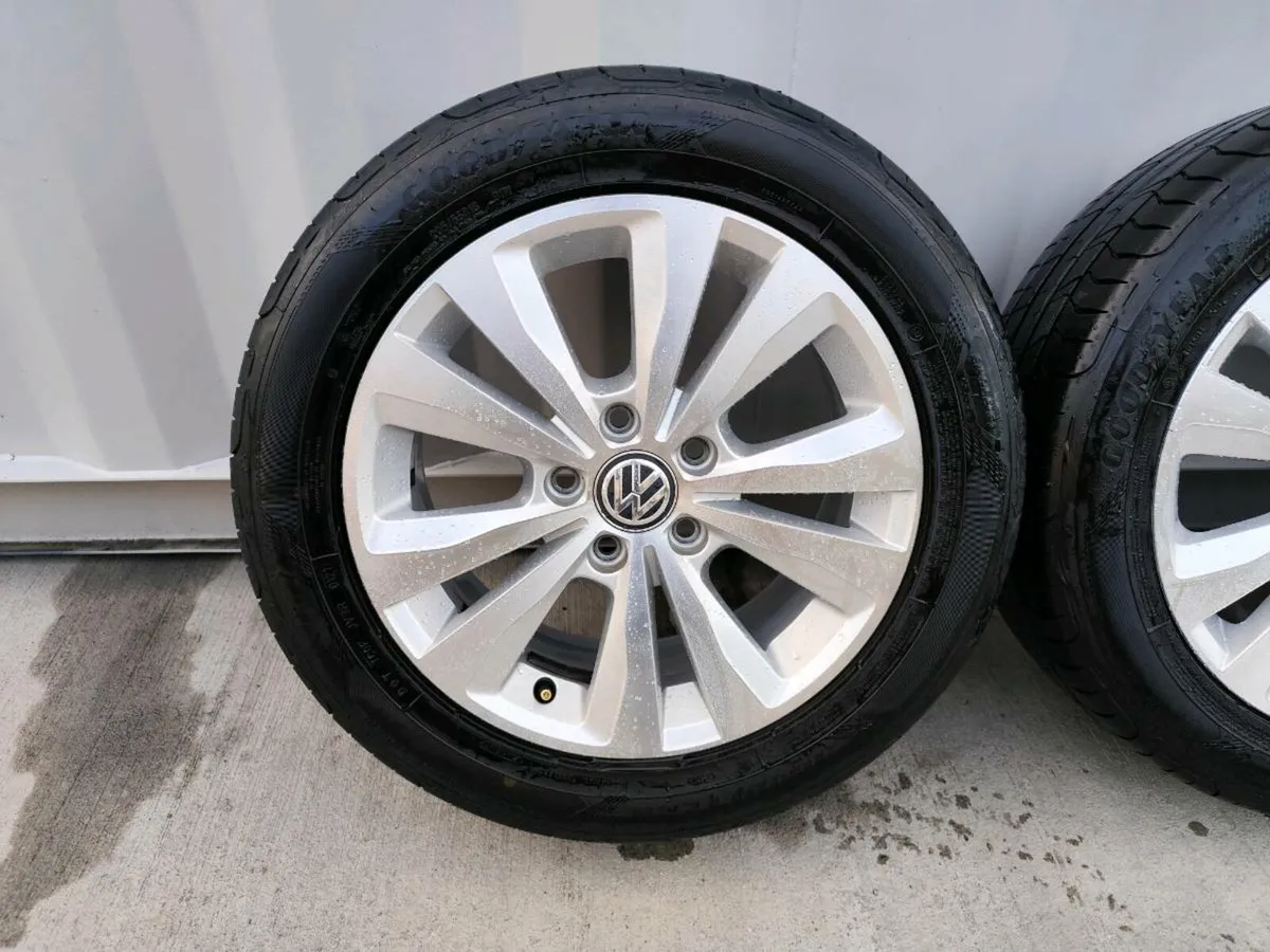 VW alloys with GoodYear tyres. Immaculate. - Image 2