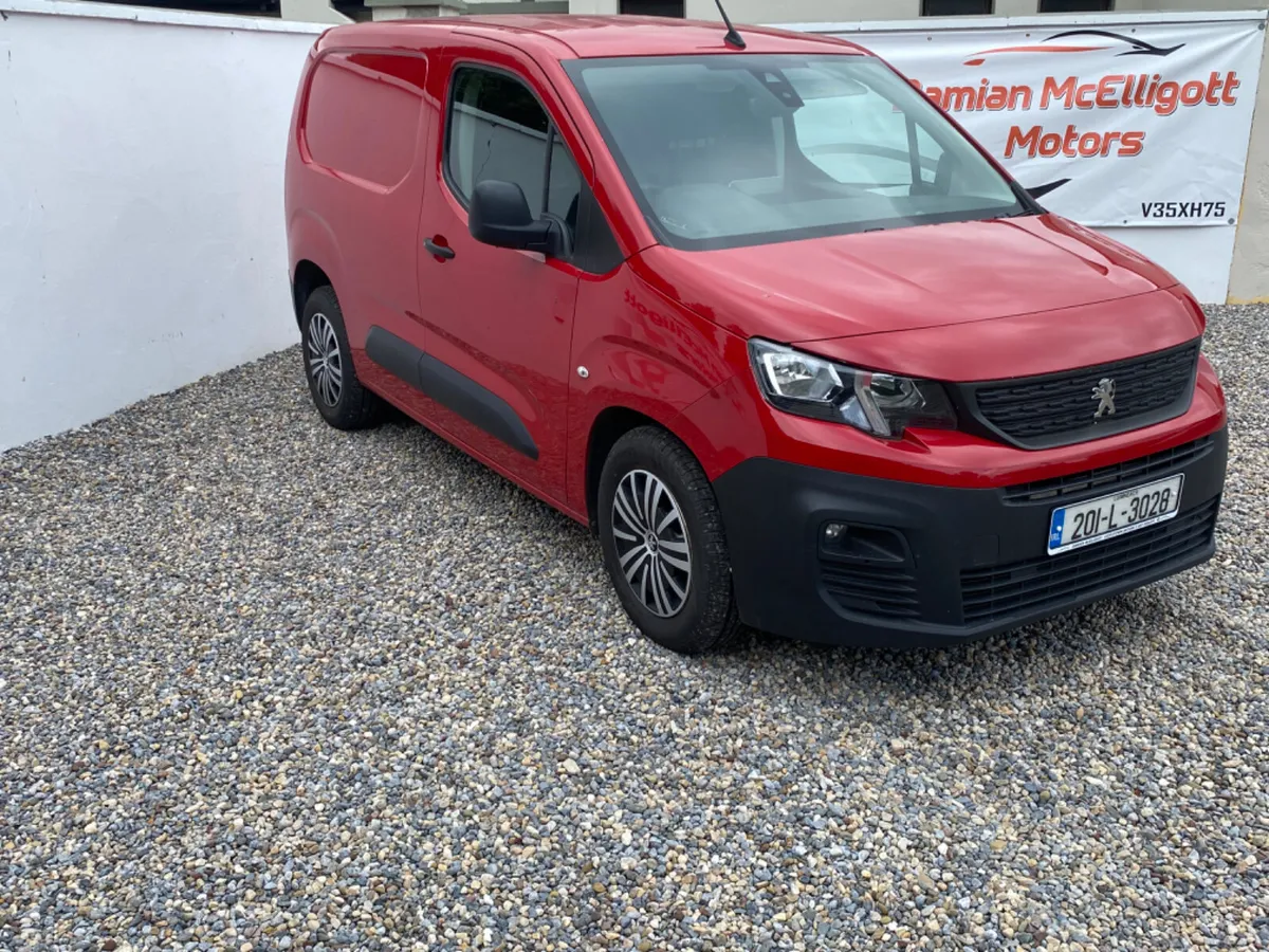 2020 Peugeot Partner Professional - Image 1
