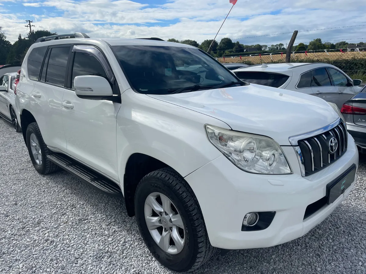 Toyota Land Cruiser Auto - Image 4