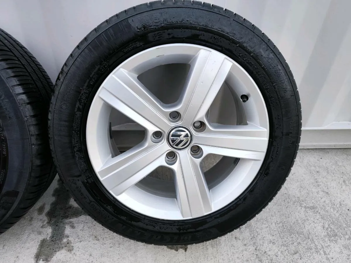 17" VW alloy wheels. Pristine condition. - Image 2