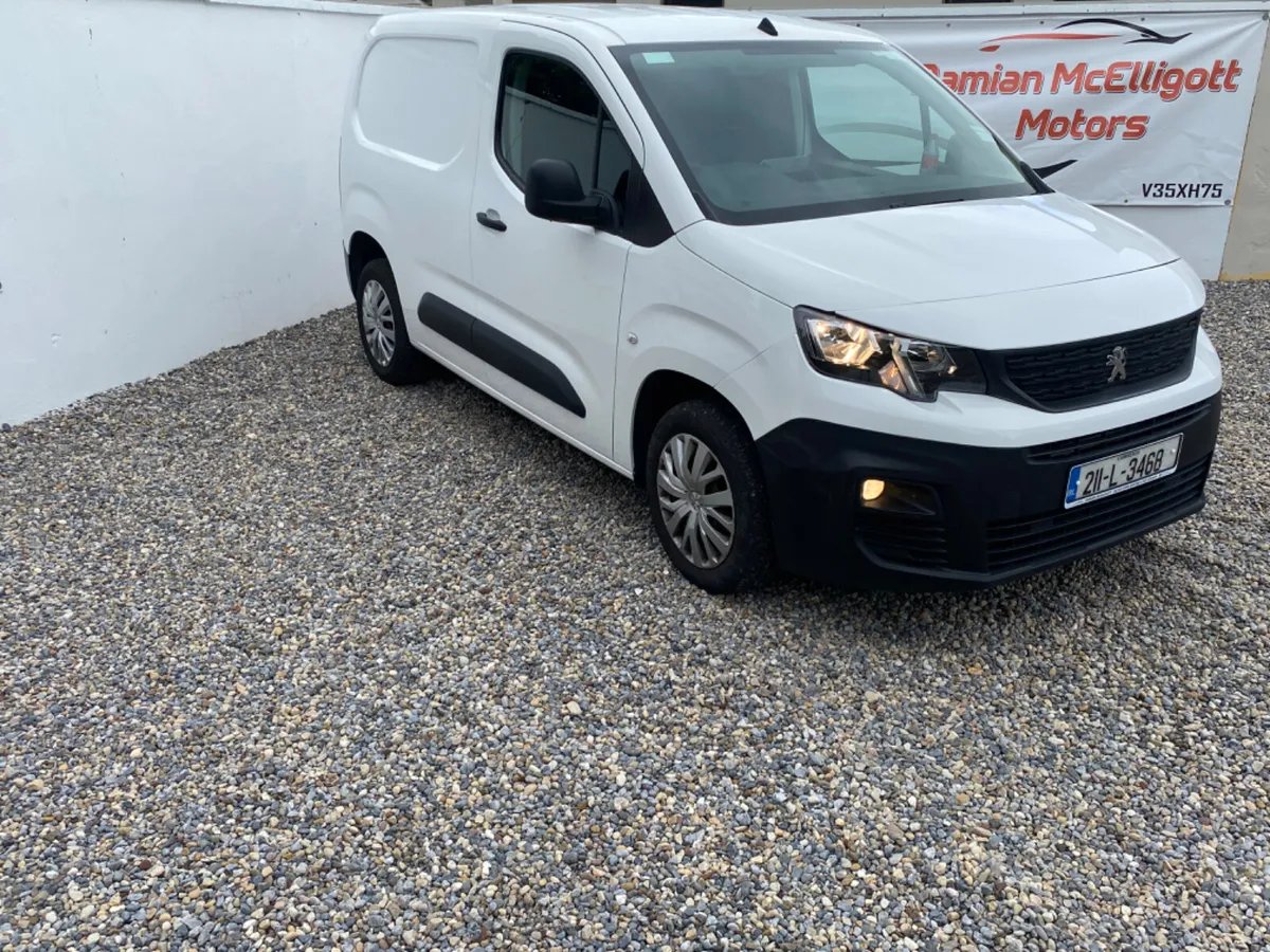 2021 Peugeot Partner 3 Seater - Image 1