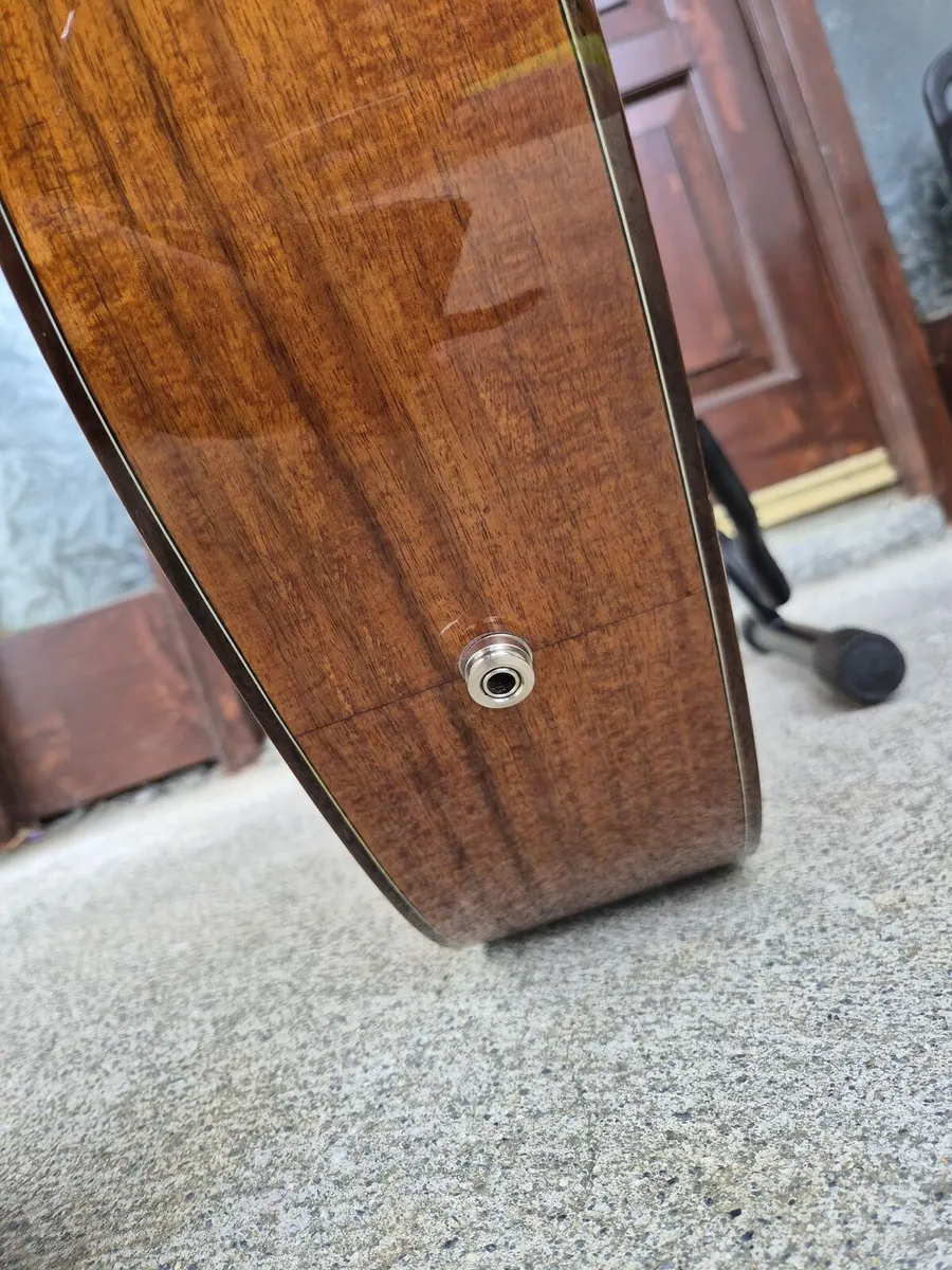 Tanglewood Guitar - Image 4