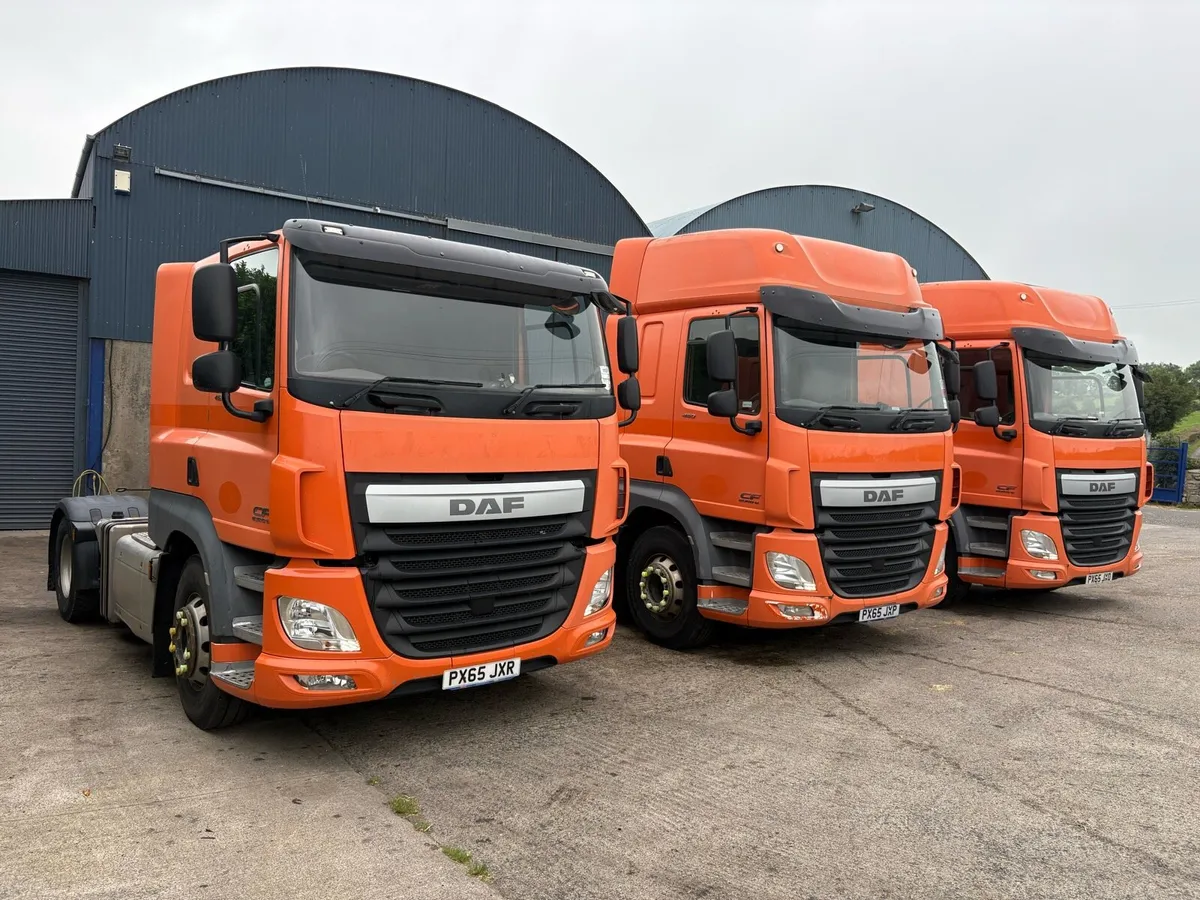2015 Daf 85CF 460 6x2 Tractor Units - Image 1